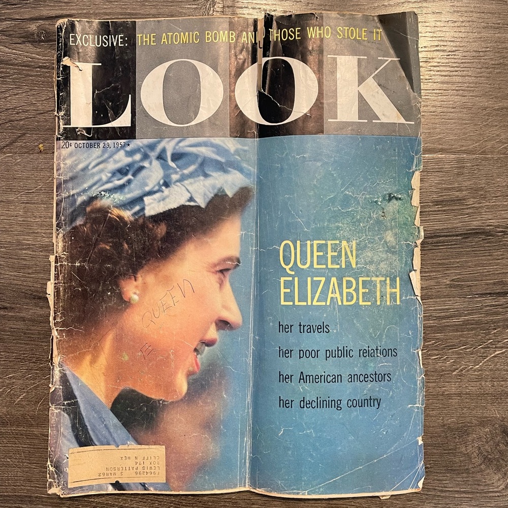 LOOK Magazine  October 29,1957  Queen Elizabeth VINTAGE ADS  The Atomic Bomb